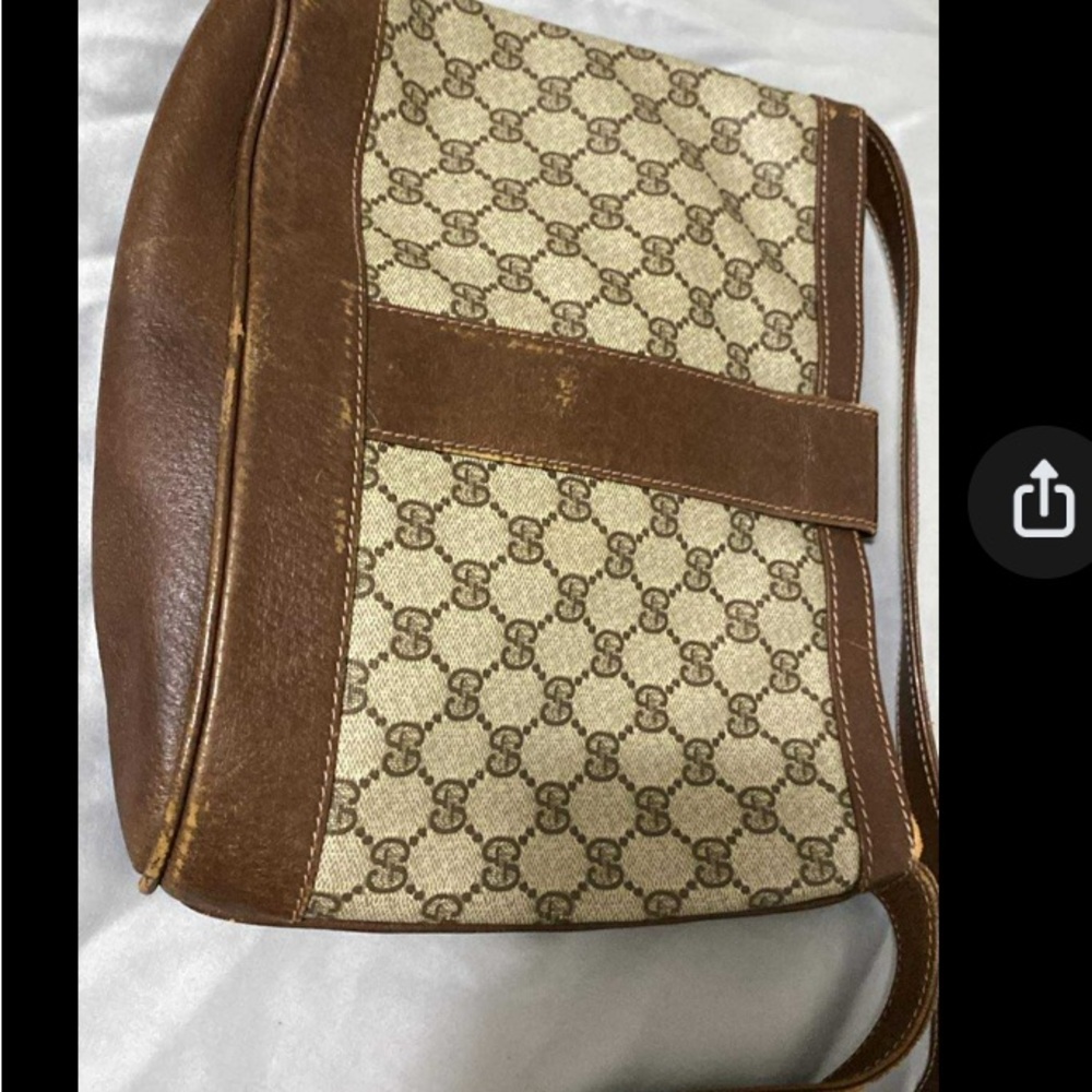Gucci Tan and Brown Shoulder Bag with Gold Accent Authenticity confirmed - Picture 6 of 8